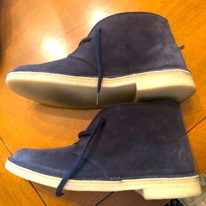 Classic Clark’s Boot Blue Suede size 9